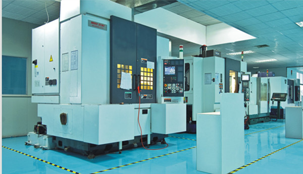 鴻凱運(yùn)科技-塑膠模具廠.jpg 鴻凱運(yùn)科技-塑膠模具廠.jpg