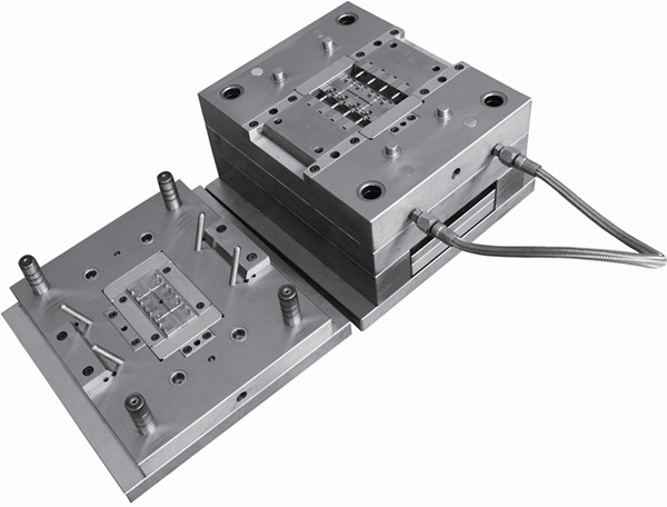 精密塑料模具.jpg 精密塑料模具.jpg