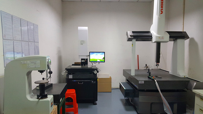 塑膠模具廠.jpg 塑膠模具廠.jpg