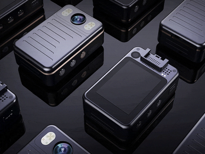 行政執(zhí)法記錄儀模具刷新客戶開模以來新高度 圖1.jpg 行政執(zhí)法記錄儀模具刷新客戶開模以來新高度 圖1.jpg